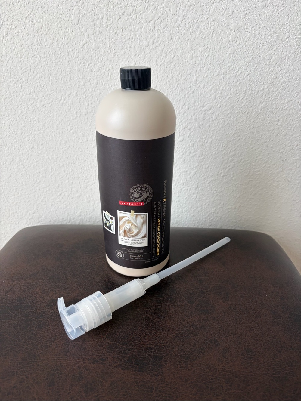 Tweak'd Ultimate Repair Conditioner RestoreXTREME Tropical Vanilla Whip 32 oz